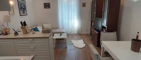 Apartment (A1) | Living room
