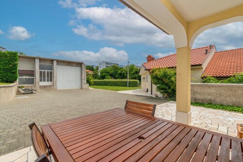 House Holiday Home Zoe