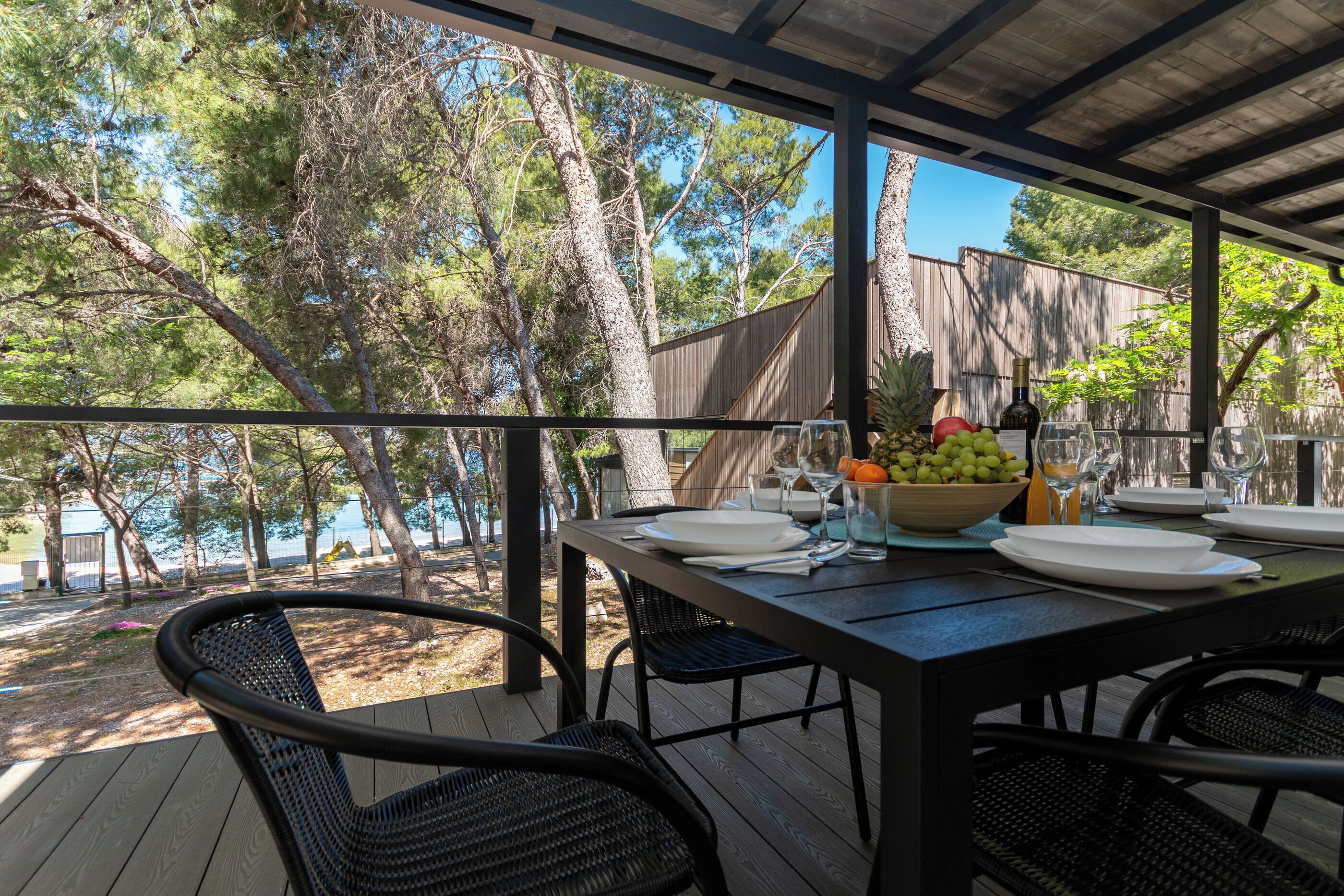 House | Water view