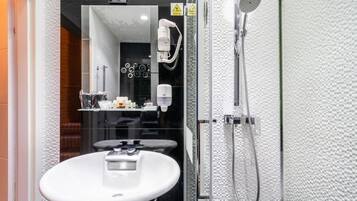 Apartment (A1) | Bathroom