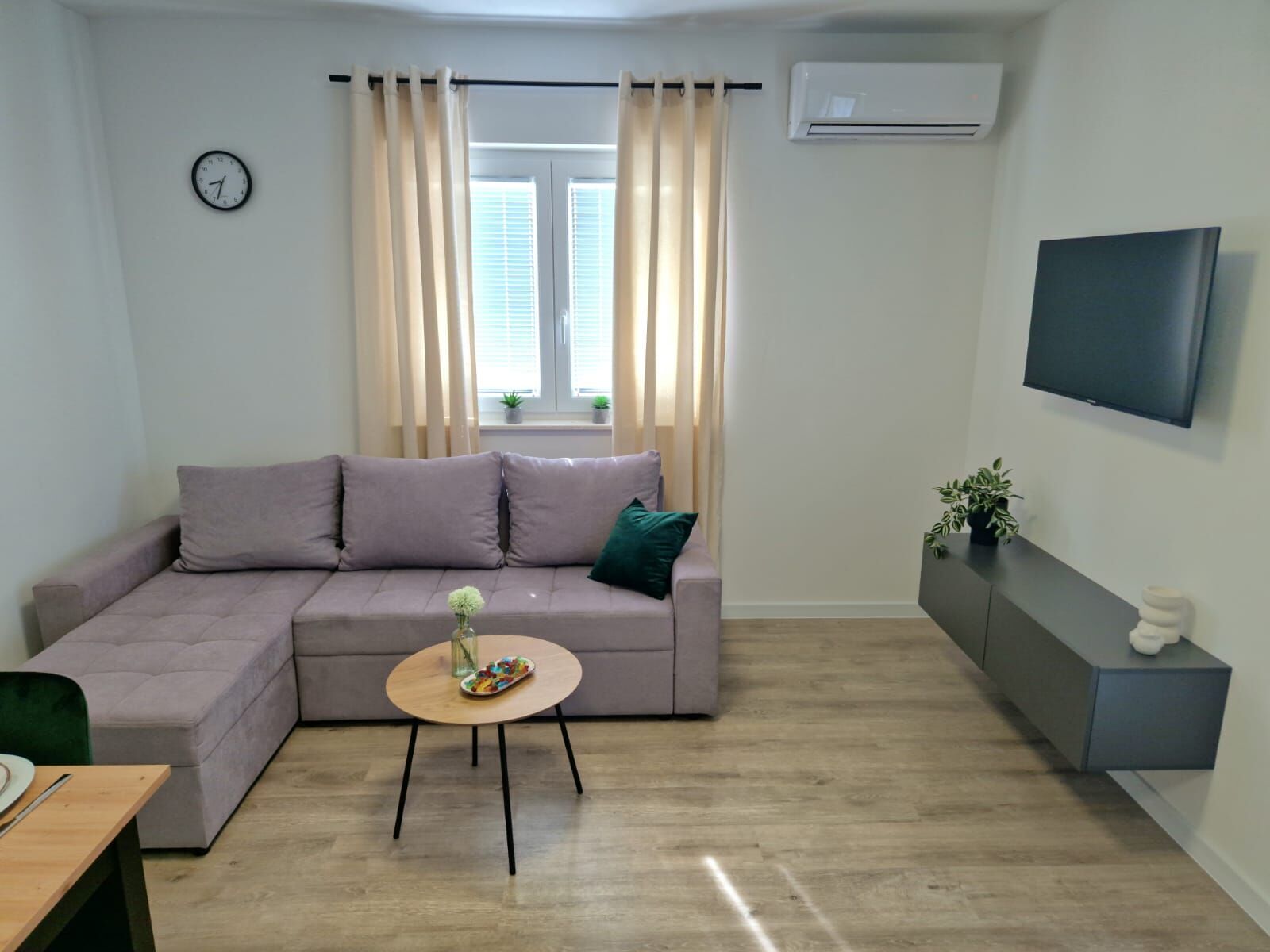 Apartment (A2) | Living room