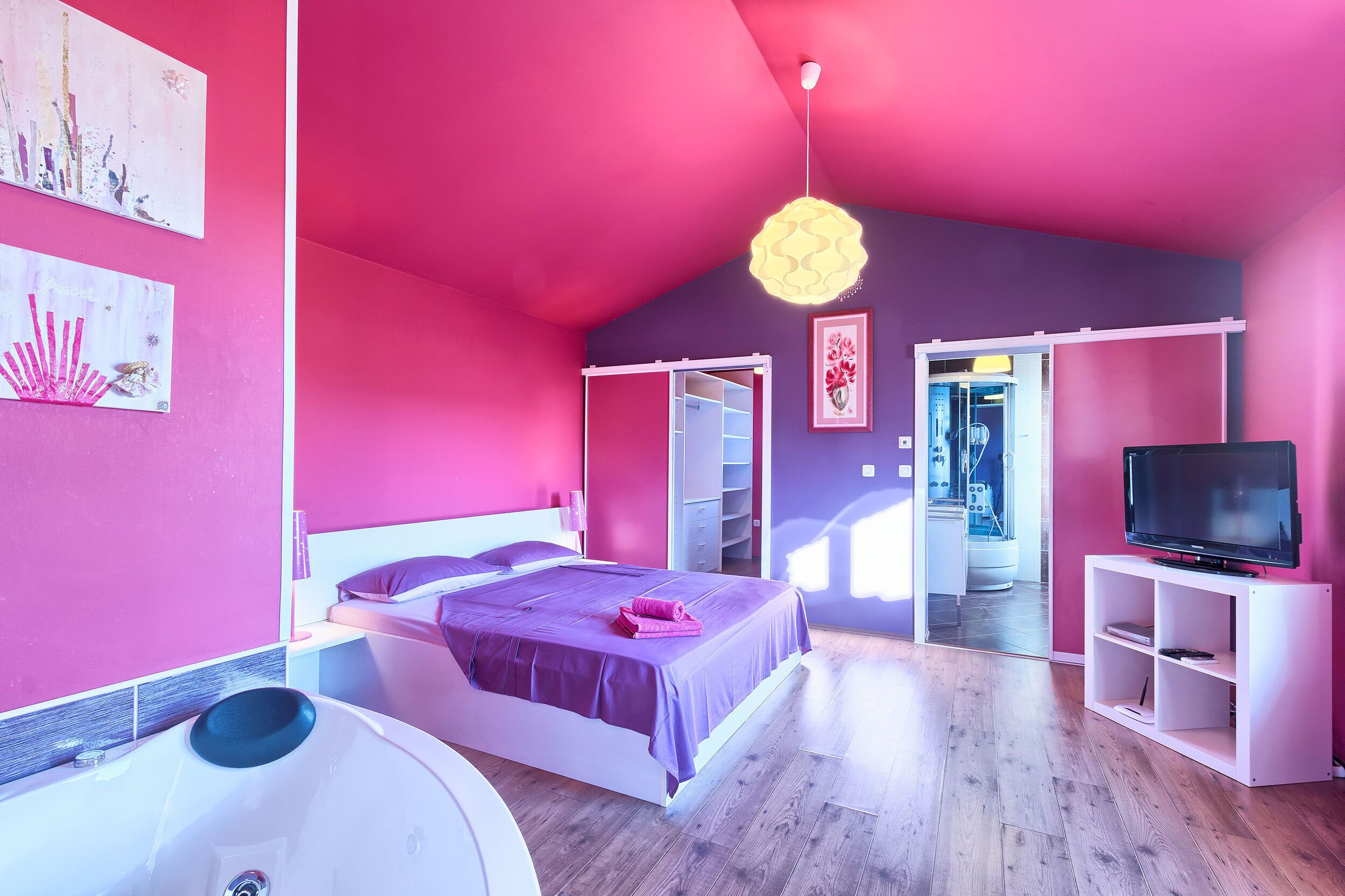 Villa | In-room safe, laptop workspace, iron/ironing board, free WiFi
