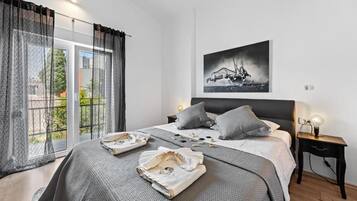 Villa | In-room safe, iron/ironing board, WiFi (free)