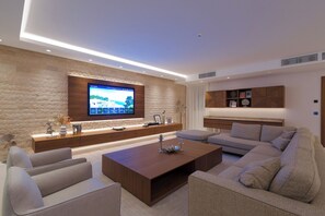 Biệt thự | Phòng khách | Smart TV, Netflix, dịch vụ stream 