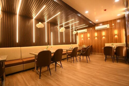 Hotel Adhunik