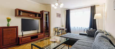 Comfort Apartment, City View (21) | Living area