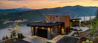Private guest suite on Underwood Mountain