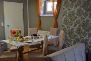 Dining - Vrbo Property (Liebstadt)