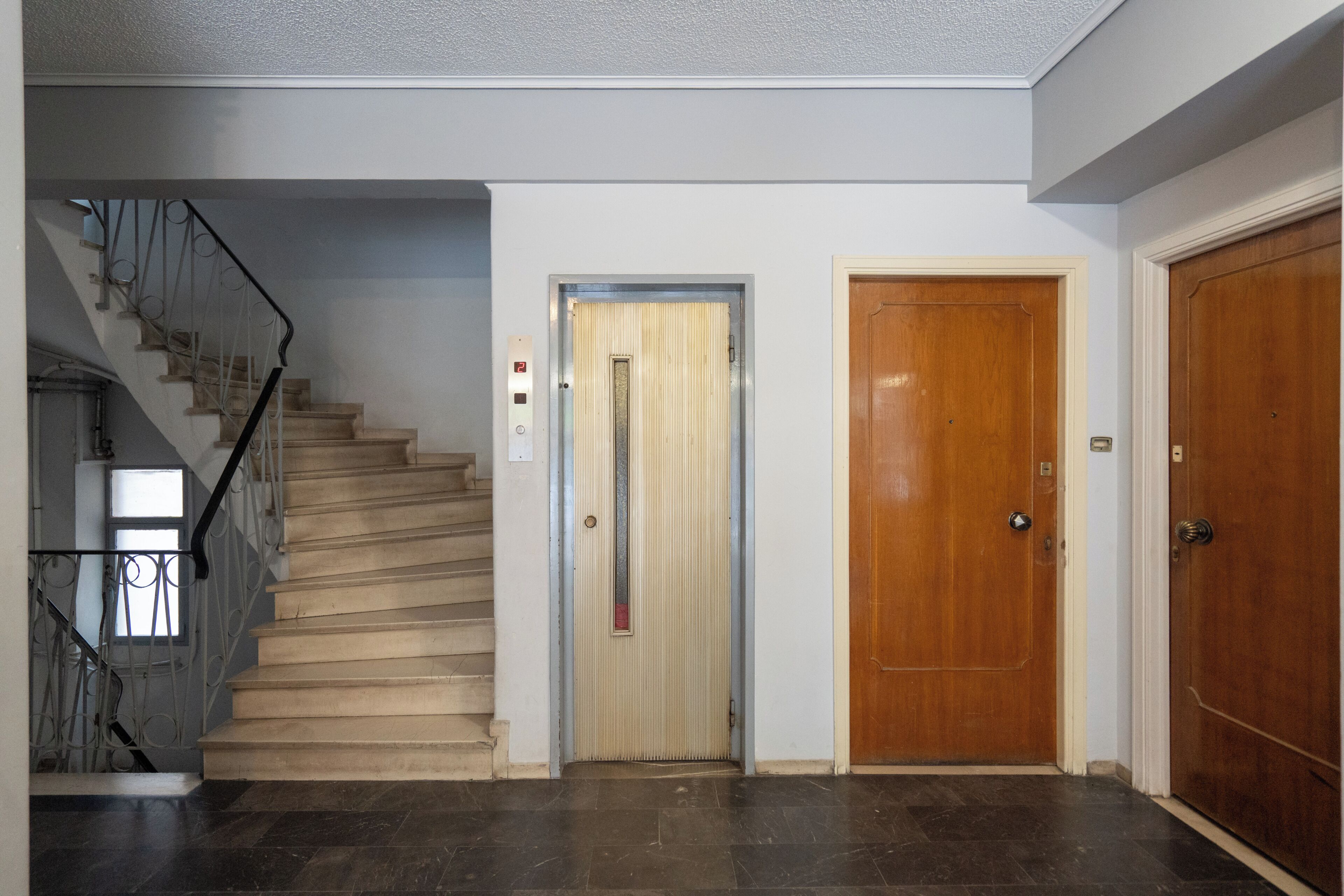 Appartement Luxe, balcon, vue ville | Intérieur