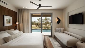 In-room safe, iron/ironing board, free WiFi