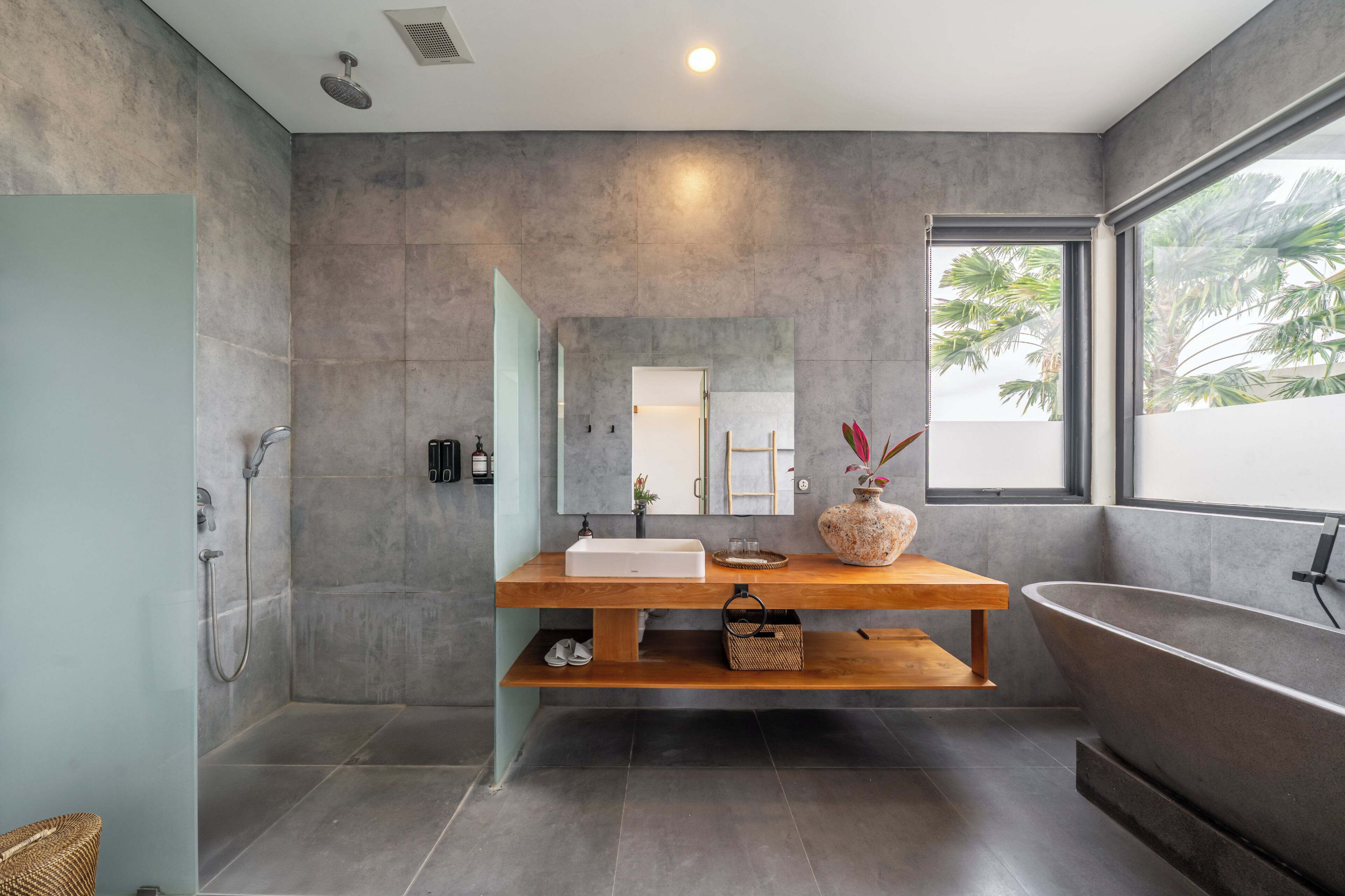 Luxury Villa, Balcony, Pool View | Bathroom | Bathrobes, slippers, bidet