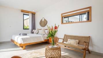 Egyptian cotton sheets, premium bedding, in-room safe