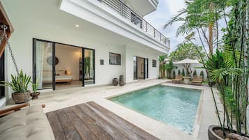 Luxury-Villa, Balkon, Poolblick | Pool | Außenpool