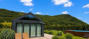 Zacisze Beskidu - House with Sauna, Hot Tub & Pool