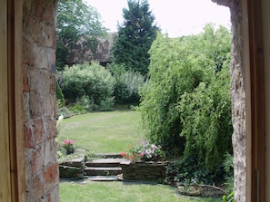 Property grounds - Garden apartment in village farmhouse located in beautiful countryside (Neveklov)