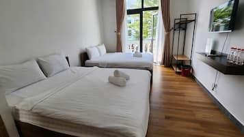 Vierbettzimmer | Kostenloses WLAN, Bettwäsche