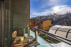 Outdoor dining - Vrbo Property (Cangas de Onís)