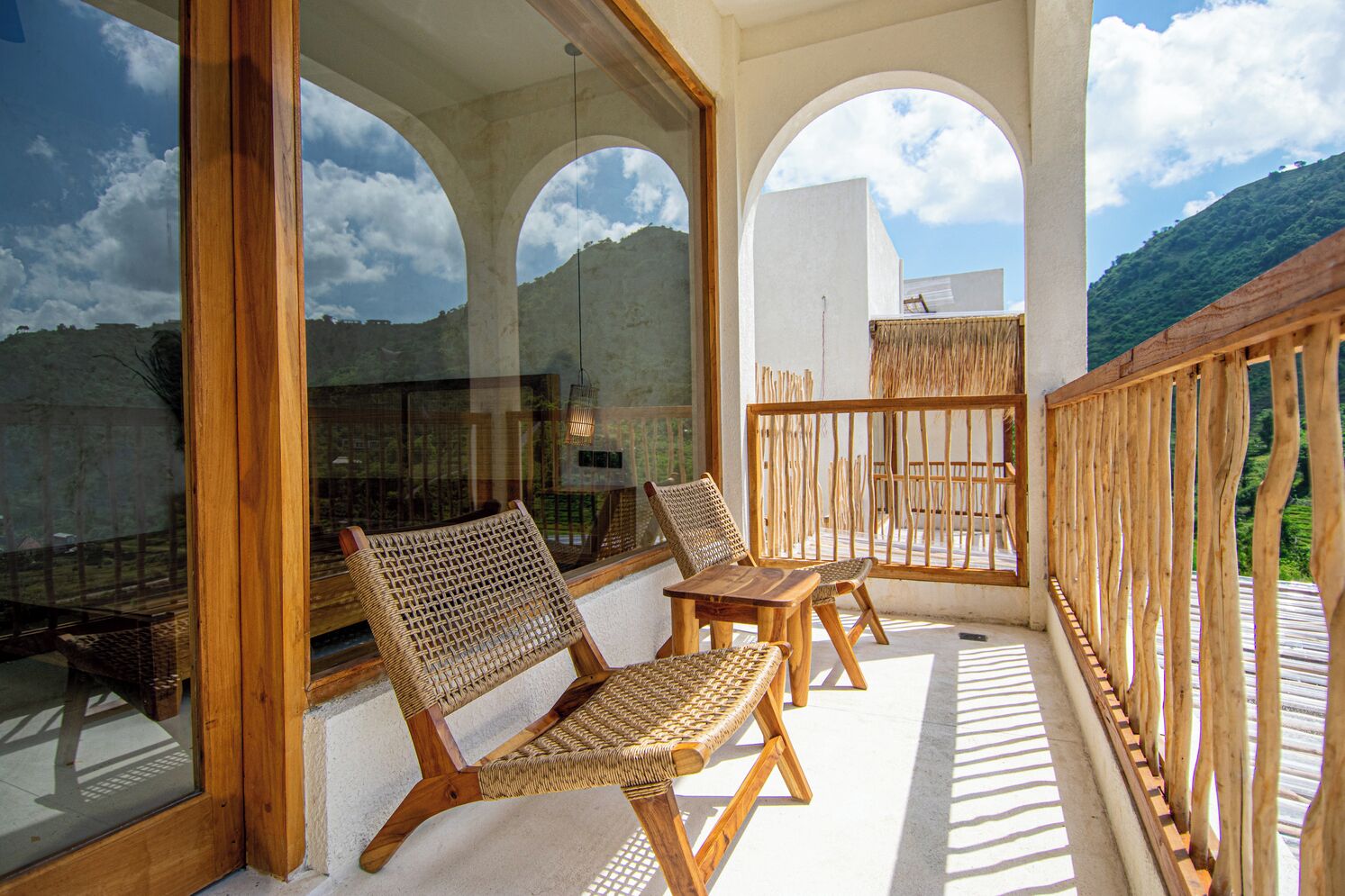 Deluxe Balcony Room | Terrace/patio