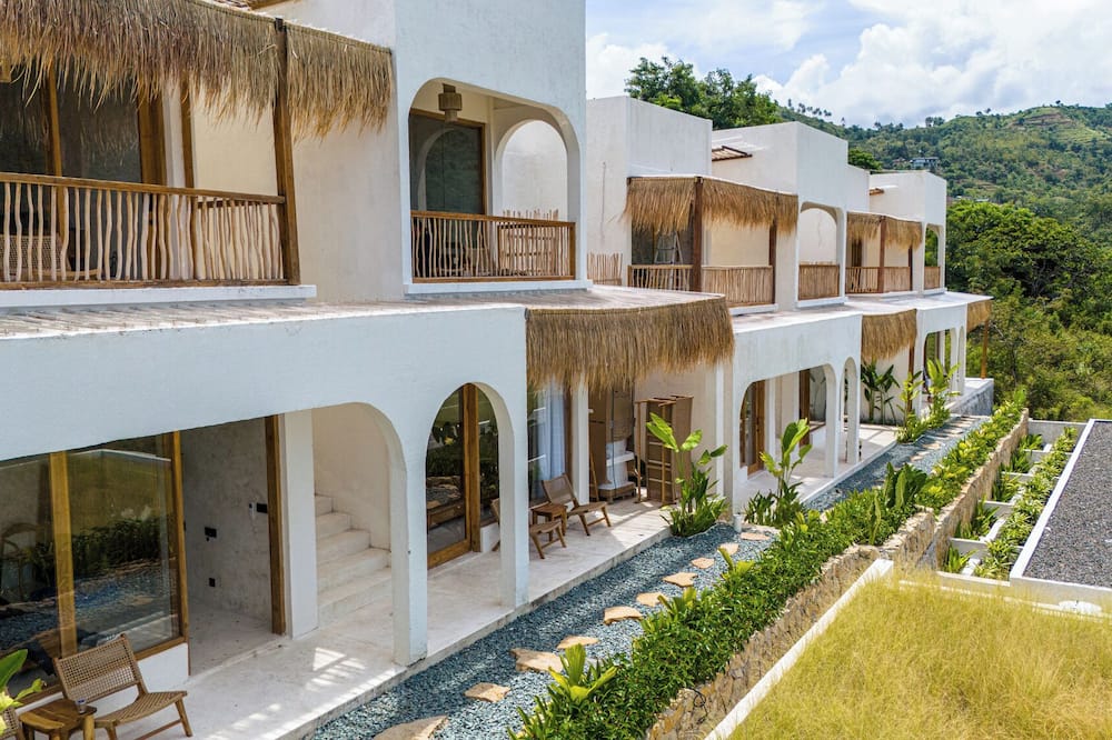 Sereno Lombok Resort