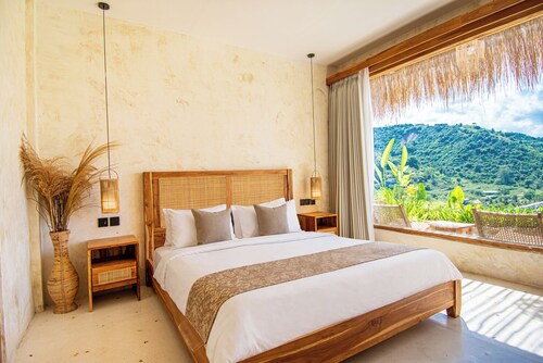 Sereno Lombok Resort