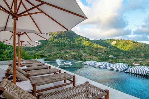 Sereno Lombok Resort