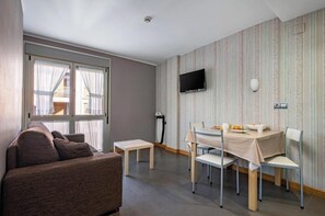 Dining - Vrbo Property (Cangas de Onís)