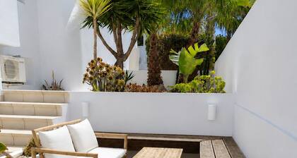 Can Azzurra Pool & Beach Family Home, Cala Vadella