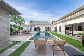 Luxury Villa, Pool View | Outdoor dining - Lotus Villa (Kerobokan)