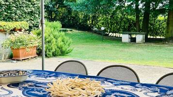 Ristorazione all'aperto