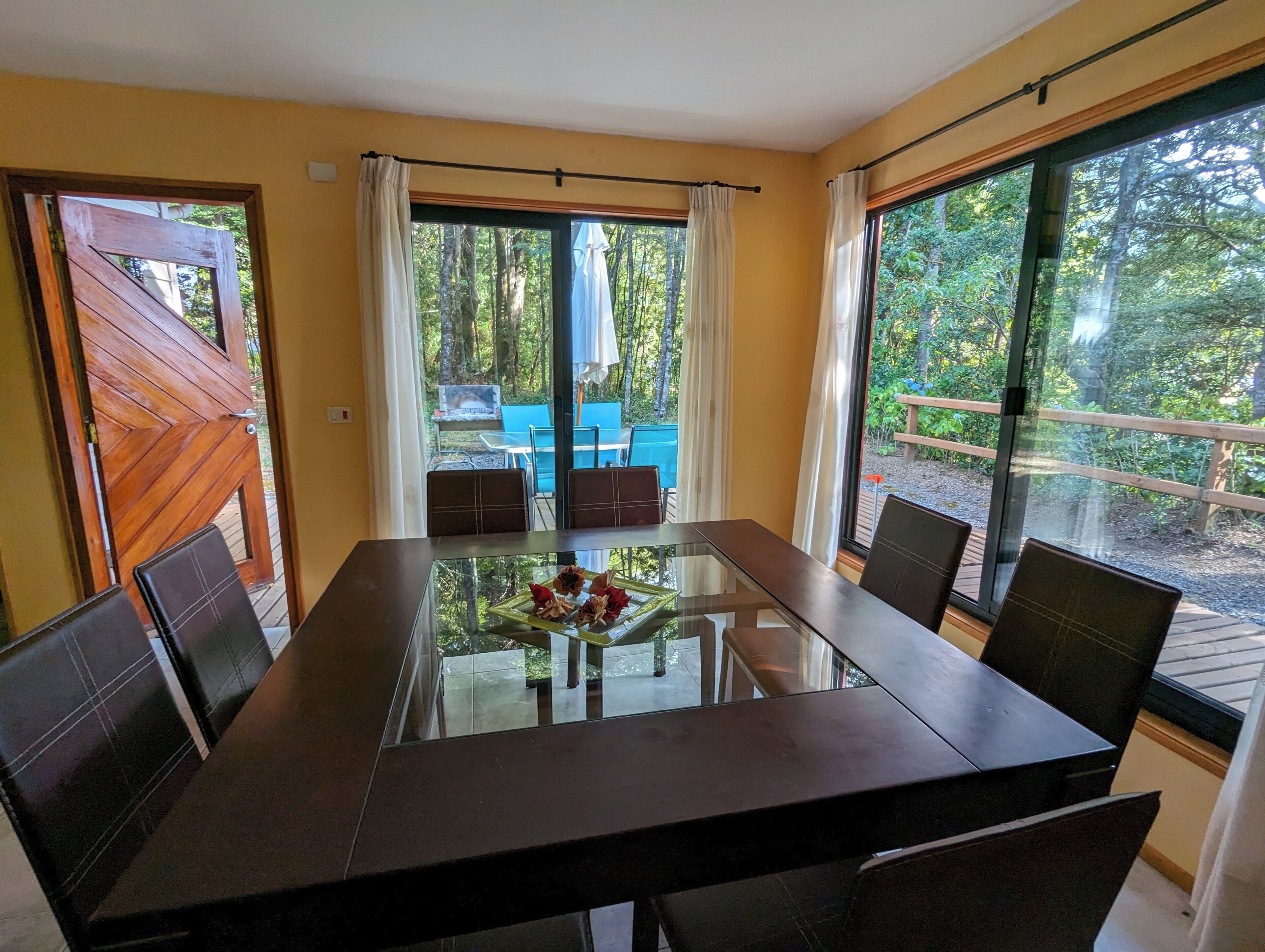Cabane Confort, 3 chambres, vue fleuve | Restauration