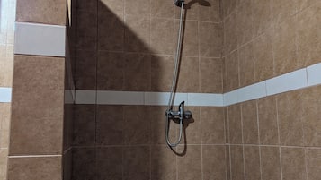 Cabin for 8 people | Bathroom | Shower, towels, toilet paper