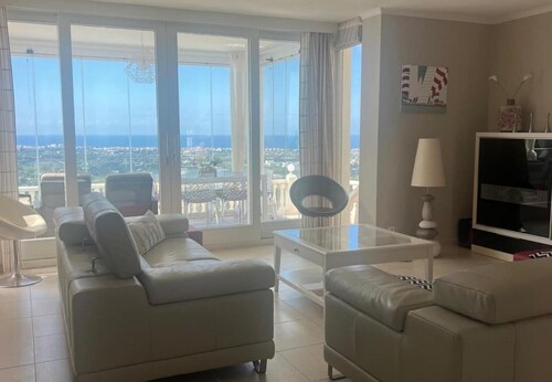 Villa Sleeps 4 With Indoor Pool