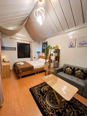 Suíte estúdio exclusiva, terraço, na torre | Wi-Fi de cortesia, roupa de cama
