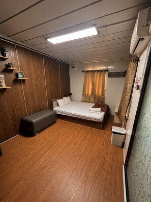Basic Single Room - Near BKK Homestay Airport (Tambon Rachathewa)