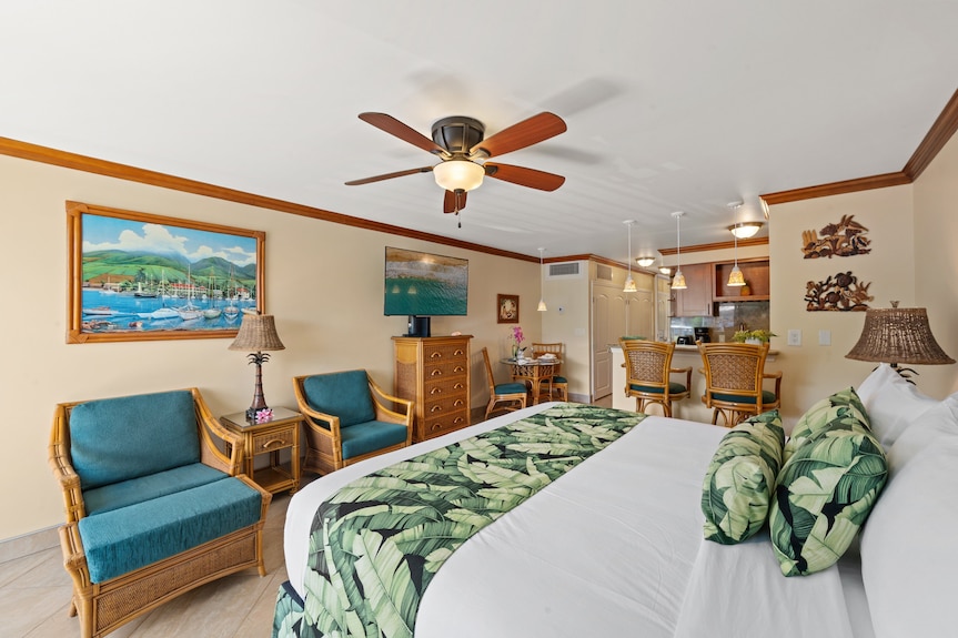 Studio Retreat At Lahaina Shores With Pool, Hot Tub, Ac, And Mountain Views-lahaina Shores 204 - Lahaina Beach, HI