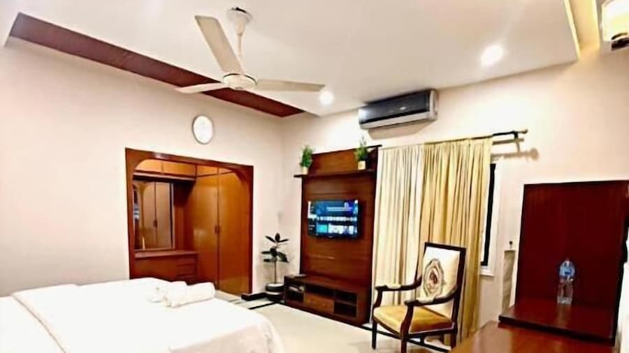 Serene Stay