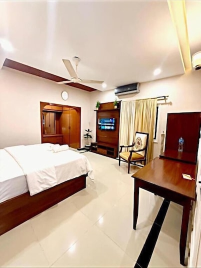 Serene Stay