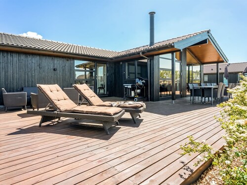 "Arwed" - 900m from the sea by Interhome