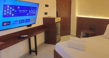 Chippy Residency Pallikaranai
