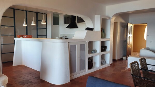 Lobby - Vrbo Property (Porches)