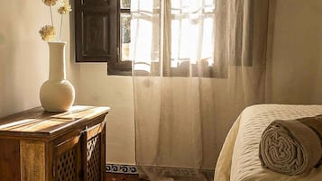Superior Suite, Garden View | In-room safe, desk, blackout curtains, soundproofing