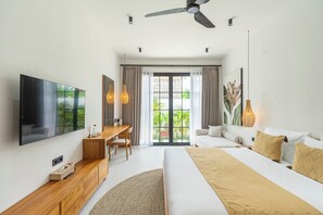 Luxury Villa, Pool View | Egyptian cotton sheets, premium bedding, in-room safe - Villa Vista (Ubud)