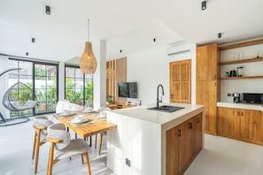 Luxury Villa, Pool View | Interior - Villa Vista (Ubud)