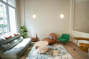 Living area - dayonespace (Phra Khanong Tai)