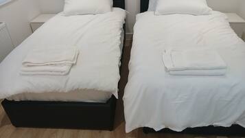 3 camere, Wi-Fi, lenzuola