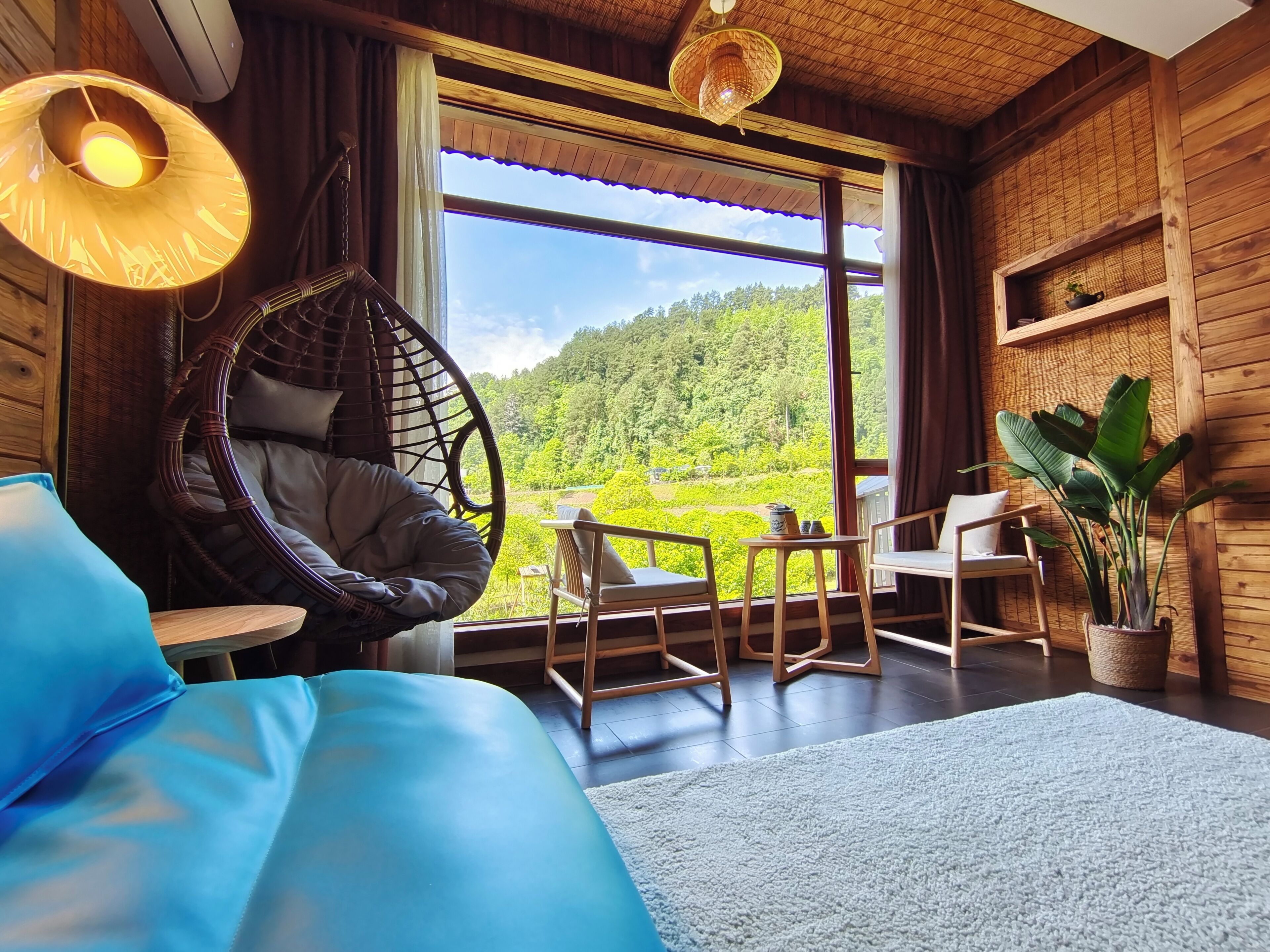 Standard-Doppelzimmer, 1 Queen-Bett, Nichtraucher, Hügelblick | Ausblick vom Zimmer