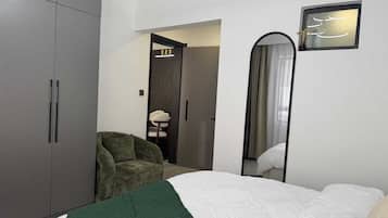Appartement Confort, 2 chambres, balcon, vue piscine | Fer et planche à repasser, Wi-Fi gratuit