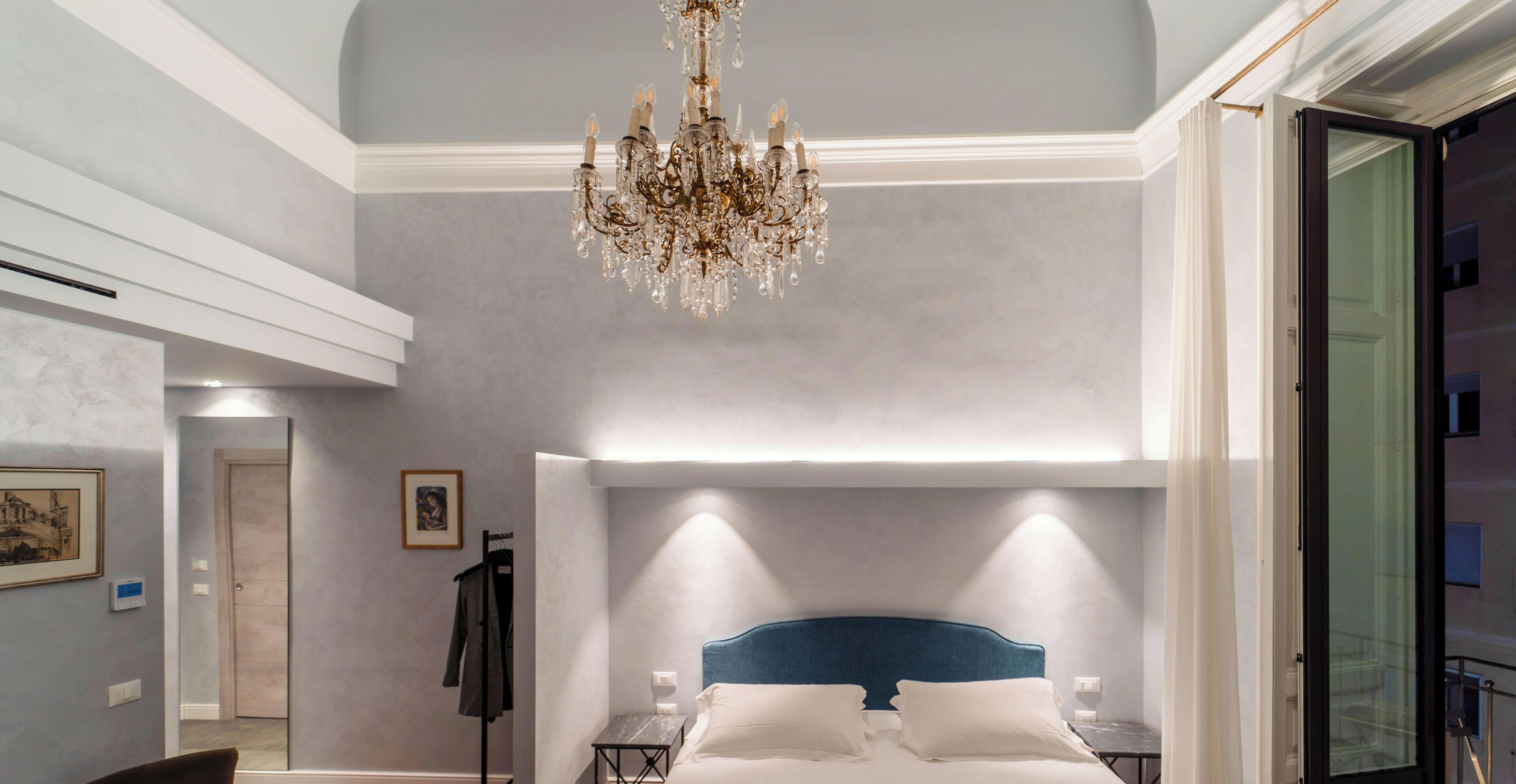 Casa geminada superior, sacada, vista para a cidade | Cofres nos quartos, Wi-Fi de cortesia