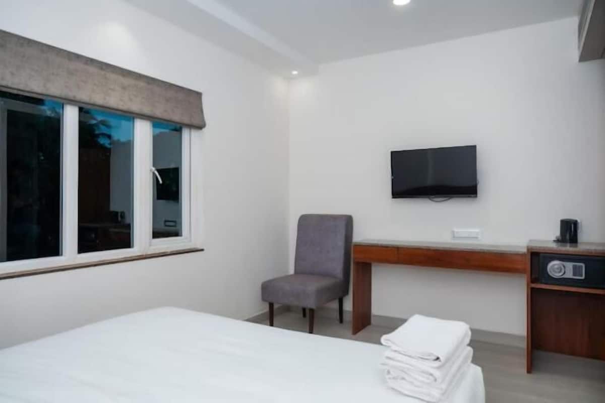 Deluxe Single Room | In-room safe, desk, free WiFi