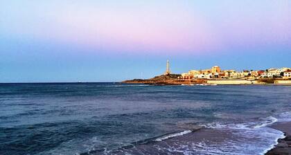 Large terrace 140m from the Mediterranean Sea
